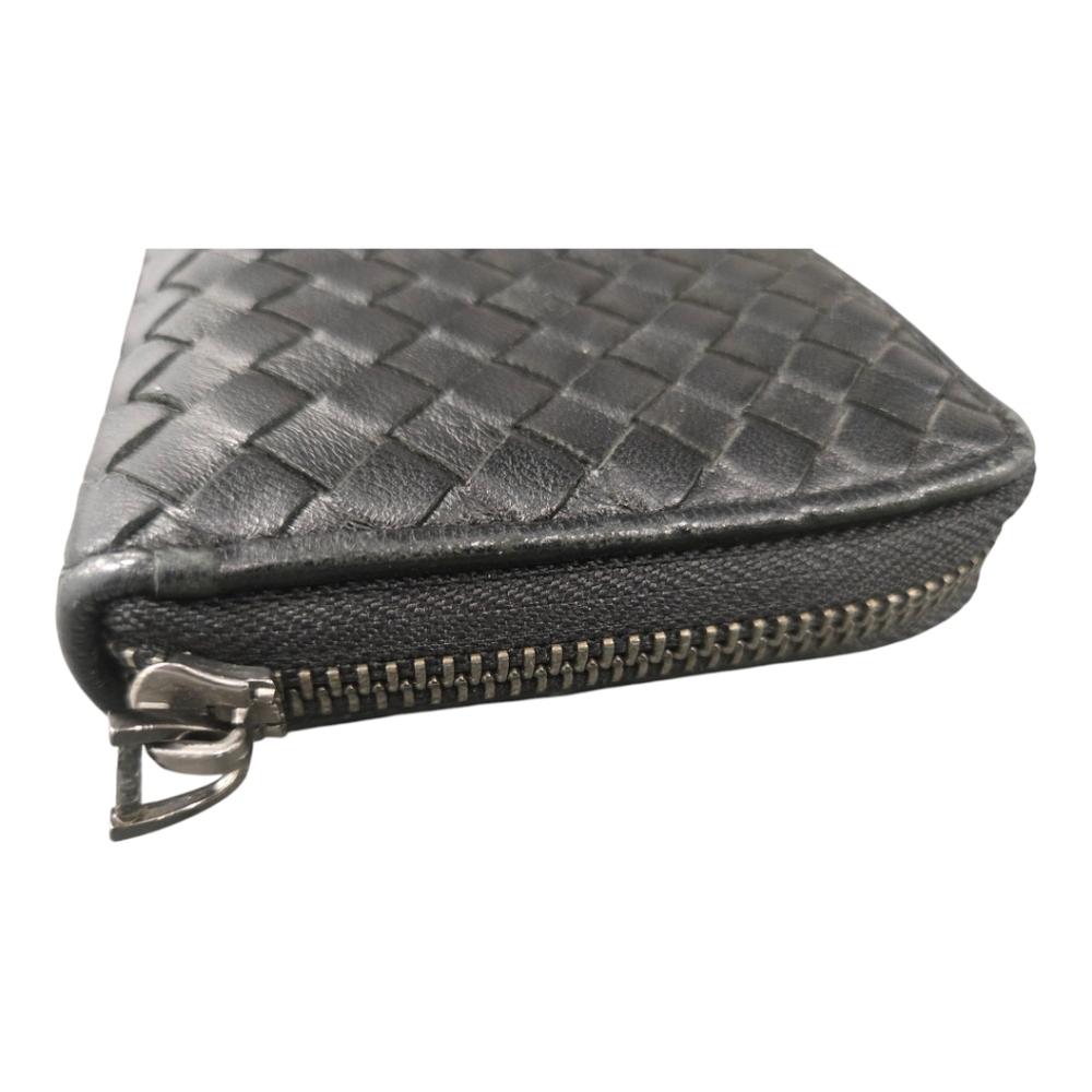 Bottega Veneta Black Intrecciato Leather Wallet - Picture 4 of 13